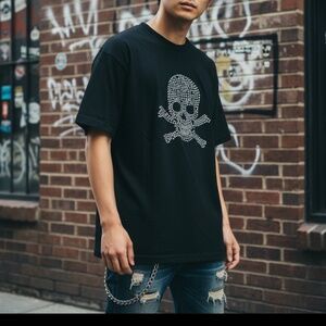 VINTAGE AAA Alstyle Black Rhinestone Skull Crossbone Graphic T-Shirt Y2K Biker L
